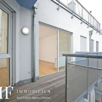 3 Zimmerwohnung mit Klimaanlage, Balkon und Garagenstellplatz - Bild 3