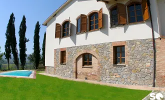 ---TYPICAL TUSCANY VILLA WITH PANORAMIC VIEWS---