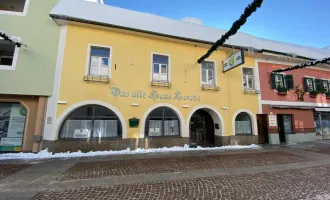 Alt eingesessenes Gasthaus im EG und Wohnung plus Parkplatz im Hof in bester Lage zu verkaufen!