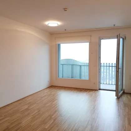 Topmoderne 2 Zimmerwohnung im 29.Stock mit Blick über Wien - Bild 2