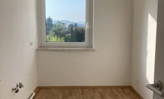 Frisch sanierte & lichtdurchflutete 84m²-Wohnung im 4.Stockwerk mit Aufzug in Steyr Münichholz überzeugt mit bester Aussicht und verspricht eine perfekte Infrastruktur - BEZUGSFERTIG!