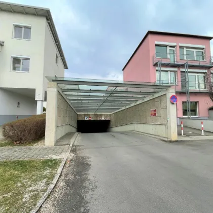 Es wird Zeit: Vor Unwettern geschützt sein! Tiefgaragenplätze in sicherer Umgebung in der Tiefgarage Forellenweg - Suttnerstraße - Bild 3