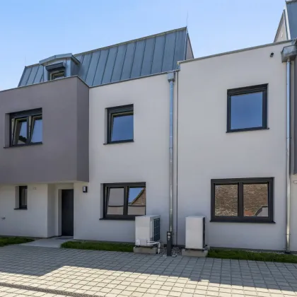 Familiengerechte Einfamilienhäuser komplett in ZIEGEL-Massivbauweise - mit Doppelgarage und schöner Dachterrasse mit Aussicht! - Bild 2