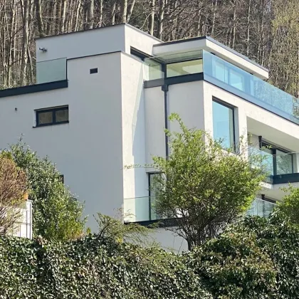 Modernste Villa in fantastischer Lage über den Dächern von Salzburg!  Einzigartiges  Stadt- und Berg- Panorama! - Bild 2