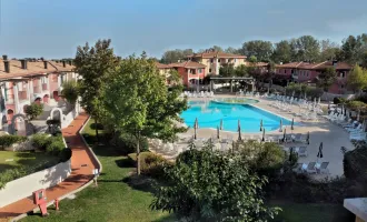 30021 CAORLE - Trilocale Villagio Sant` Andrea- Modernes Appartement Nr.81 mit Pool und Strandnähe