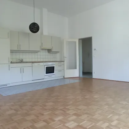 2 Zimmerwohnung mit Balkon & Grünblick - Bild 3