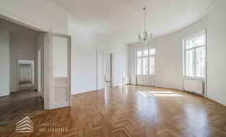 Grand Park Residence: Herrschaftlicher 6-Zimmer Altbau mit Weit- und Grünblick