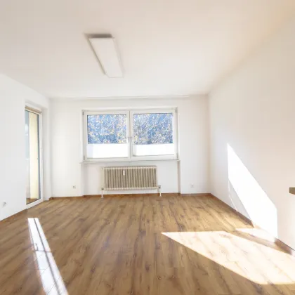 2 Zimmer Wohnung, saniert, mit Balkon für nur 185.000,00 €! - Bild 2