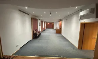 UNBEFRISTETE HAUPTMIET / 160 m²  Büro , Schulungsräume in der Nussgasse /  Souterrain