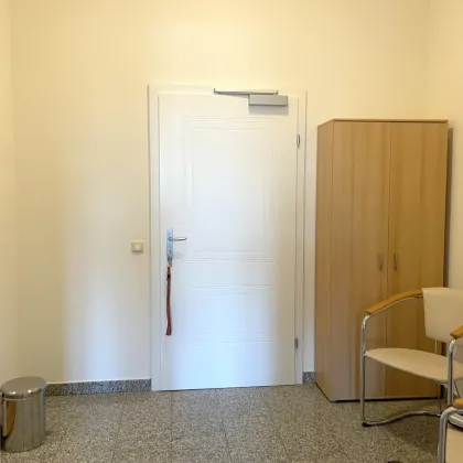 Kirchbach in der Steiermark! Büro, Praxis, Geschäftsräumlichkeiten, Altbaucharakter,   - Bild 2