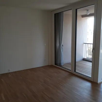 2 Zimmer Neubau-Erstbezug mit Loggia - Provisionsfrei - Bild 2