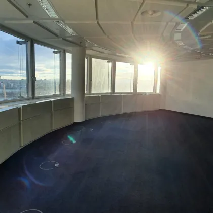 Moderne 364m2 Bürofläche - Andromeda Tower - Bild 2