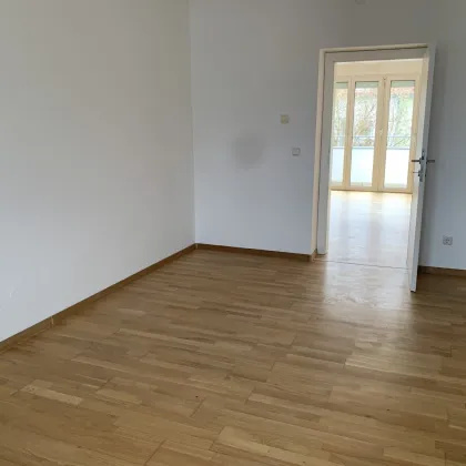 RUHIG und Nähe LKH West - Westbalkon! Schöne 2-Zi-Wohnung mit geräumiger Extra-Küche und Gratis-Parkmöglichkeit, Nähe FH Joanneum - Bild 3