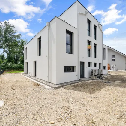 Familientraum-Seeblick-Erstbezug-Moderne Doppelhaushälfte-5 Zimmer-Nähe Tulln an der Donau - Bild 3