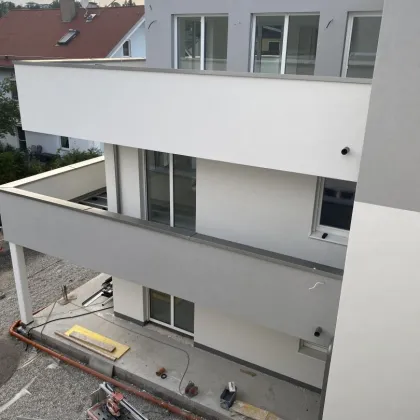 2 Zimmer Wohnung mit großzügigem Balkon  - bereits im September 2024 bezugsfertig - Bild 3