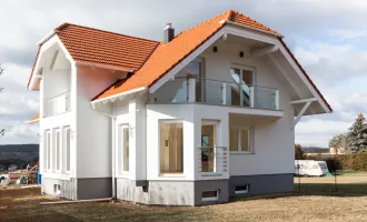 +Einzigartiges Einfamilienhaus mit viel Liebe zum Detail,auf sonnigem Grundstück, direkt neben Oberpullendorf! +