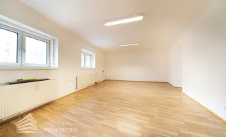 Außergewöhnliches 2-Zimmer Büro/Praxis, Nähe Landstraße