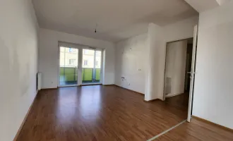 Unbefristete 3-Zimmer-Wohnung mit Loggia!