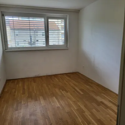 Unbefristete 3-Zimmer-Wohnung mit Küche und Balkon! - Bild 3