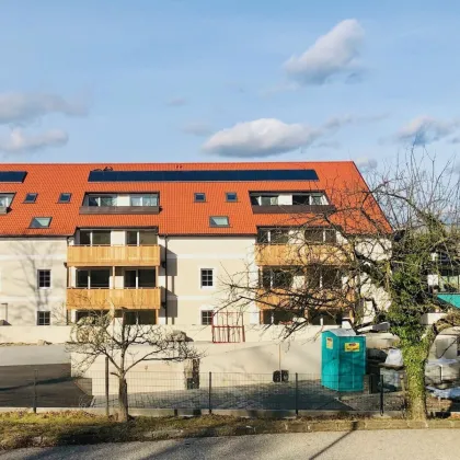 3 ZIMMER-WOHNUNG IM DACHGESCHOSS MIT TERRASSE IM ZENTRUM VON RANSHOFEN (OÖ)! - Bild 3