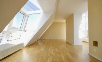 Lichtdurchflutete 4 Zimmer Dachgeschoss-Maisonette mit Terrasse in saniertem Altbau in 1100 Wien