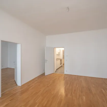 ++NEU++ gepflegte 2-Zimmer Altbau-Wohnung in zentraler Lage! - Bild 3