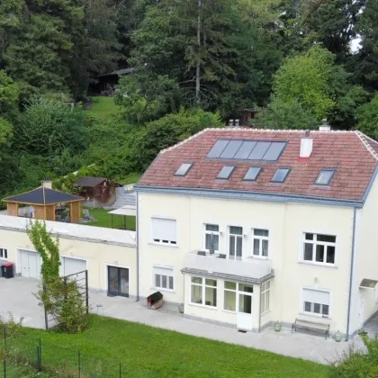 Wohnen und Arbeiten unter einem Dach - stilvolles Jahrhundertwendehaus mit Sauna, kleinem Pool und Garagen im Villenviertel zu verkaufen - Bild 2