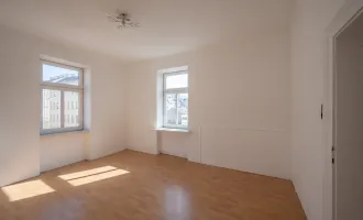 ++NEU++3 Zimmer Altbauwohnung - großes Umbau-Potenzial