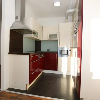 Schöne, helle 3 Zimmer Wohnung mit westseitiger verglaster Loggia,  hoher Liftstock 6.OG, IC, Grünblick, Bergblick, , Pkw Stellplatz inkludiert, 360 Grad online Tour, - Bild 3