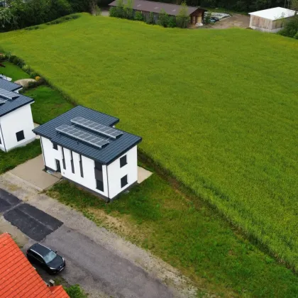 Massivhaus in Baumeisterqualität, ruhige Siedlungslage und Grünblick! - Bild 2