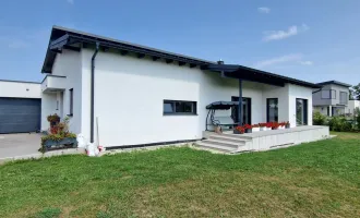 Traumhaftes Einfamilienhaus in Taufkirchen: 5 Zimmer, Doppelgarage, Terrasse, großer Garten, bezugsfertig inkl. Küche!