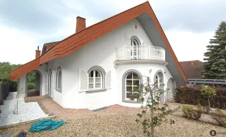 Wunderschöne Villa in exklusiver Bauausführung und Einrichtung