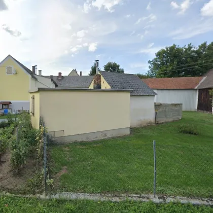 Haus mit Garten, Stadl und Pferdestall - Bild 2