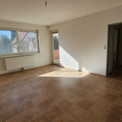 Großzügige 3 Zimmerwohnung - unbefristeter Mietvertrag - Bild 2