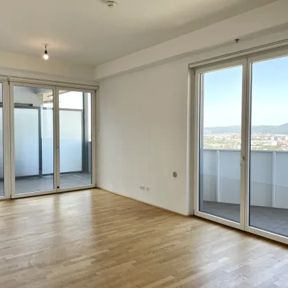 Anlegerwohnung ÜBER DEN DÄCHERN WIENS! *26. Stock* 2-Zi-Penthouse-Wohnung + Terrasse + Balkon in 78m Höhe - Leopoldtower - Bild 2