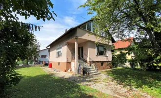 Grund mit ca. 2.305 m² | Sanierungsbedürftiges Haus | separate Doppelgarage | Wienerherberg