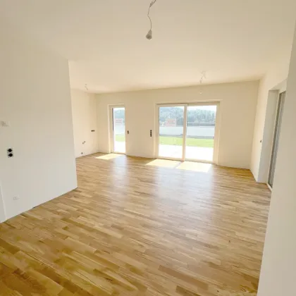 ERSTBEZUG - RUHELAGE in Mariatrost: moderne 3-Zimmerwohnung mit Terrasse, mit Garten und 2 Tiefgaragenplätze - Bild 3