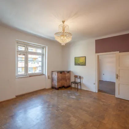 ++NEU++ Leistbare 2-Zimmer Altbau-Wohnung mit getrennter Küche, viel Potenzial! - Bild 2