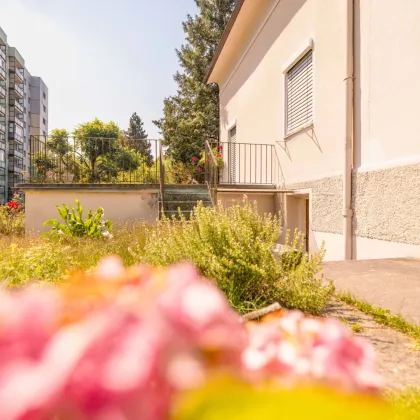 Renovierungsbedürftiges Einfamilienhaus mit Garage und Terrasse! - Bild 2