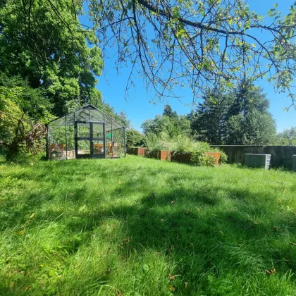 Villa in absoluter Ruhelage mit Historie und kleiner Landwirtschaft in Graz (Pferdehaltung möglich) - Bild 2