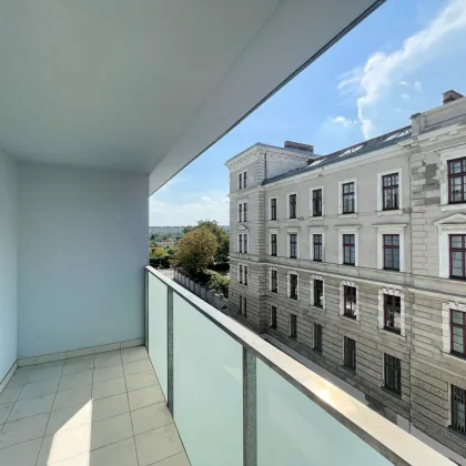 DAS INVESTMENT! FRISCH SANIERT! Prachtvolle und einzigartige Dachgeschosswohnung mit Terrasse und Loggia im 16. Wiener Gemeindebezirk zu verkaufen - Bild 2