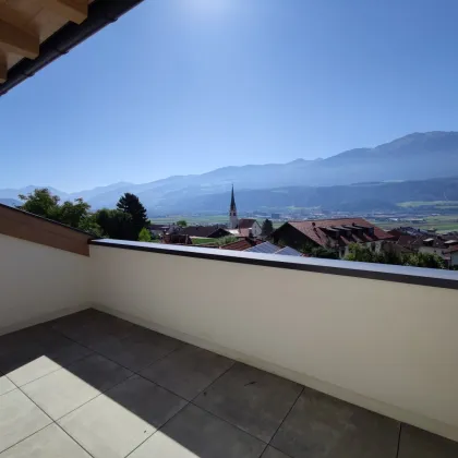 MIETKAUF MÖGLICH!  3 Zimmer Mansardenwohnung Nähe Innsbruck mit Panorama-Bergblick - Bild 2