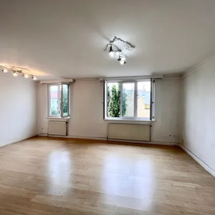 || PREIS REDUZIERT || Zum Sanieren || 3 Zimmer Wohnung Nähe Theresianum (2 Minuten zum Schloss Belvedere!) - Bild 2