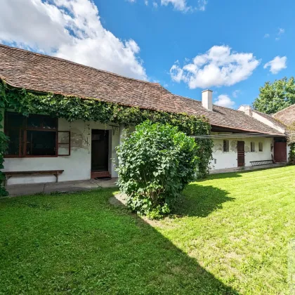 Schönes Landhaus mit 6 Zimmern sowie 2 extra Baugründe! - Bild 2