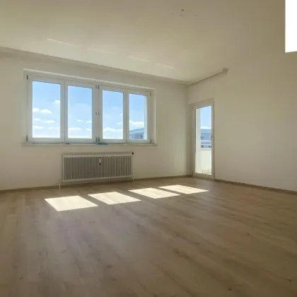 Helle 3-Zimmer-Wohnung mit Weitblick | Loggia | KFZ-Stellplatz | WG-geeignet - Bild 2