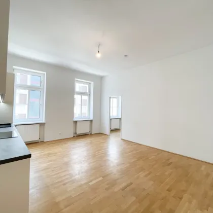 WOHNEN MIT FLAIR - Teil-sanierte 2-Zimmer-Wohnung in revitalisiertem Zinshaus - 2. LIFTSTOCK | nahe U3 SCHLACHTHAUSGASSE - Bild 2