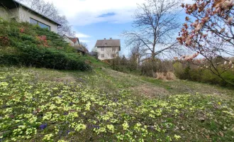 Sonniges Grundstück mit sanierungsbedürftigem Einfamilienhaus - Viel Potential in Toplage