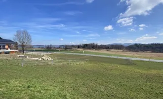 sonniges Baugrundstück mit Seeblick in Seeham am Obertrumer- und Grabensee!