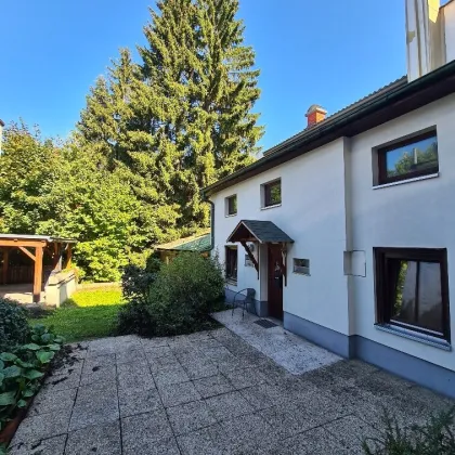 Wohnhaus mit Garten, Garage, Doppel-Carport, Einliegerwohnung, "STEFFI-FORSTNER-HAUS" - Bild 2