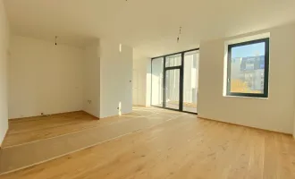 Revitalisierte 3-Zimmer Altbauwohnung mit großzügiger Verglasung und südostseitigem Innenhofbalkon  | Fernwärme